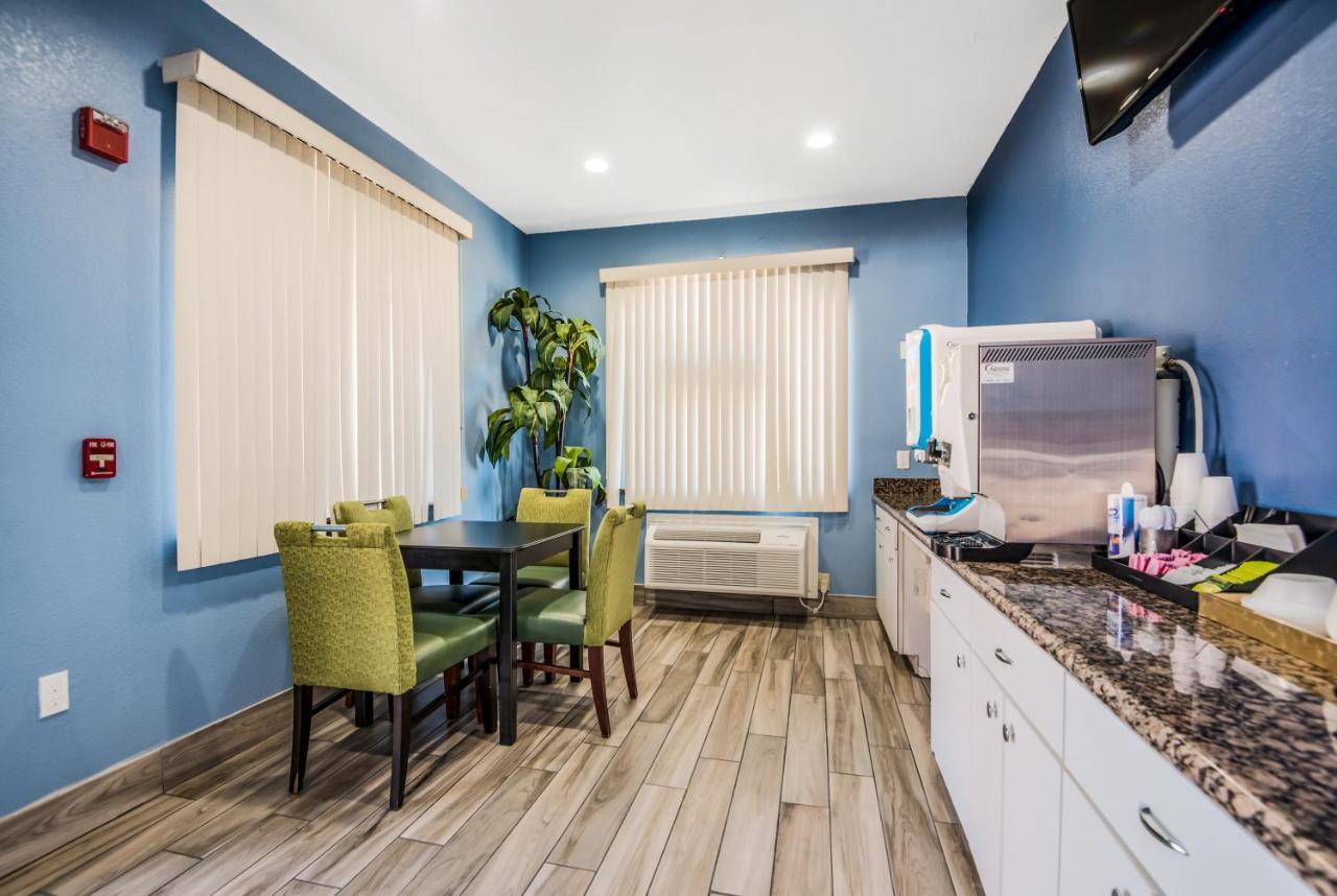 Scottish Inns & Suites Iah Airport-Beltway 8 Aldine Εξωτερικό φωτογραφία